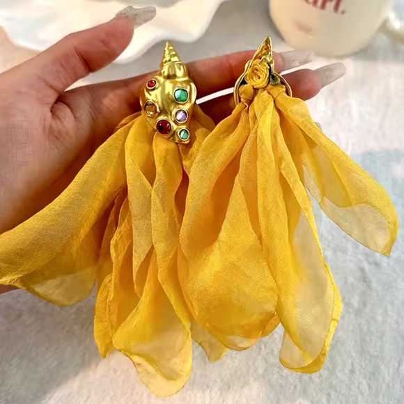 Amélie-Yellow Handmade Long Original Design Fabric Flower Conch Earring.HOT ITEM - Picture 3 of 6